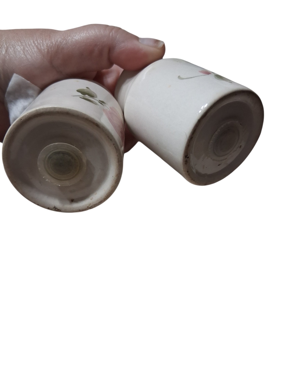 Floral Ceramic Salt and Pepper Shaker Set - White with Pink Rose - Picture 4 of 4